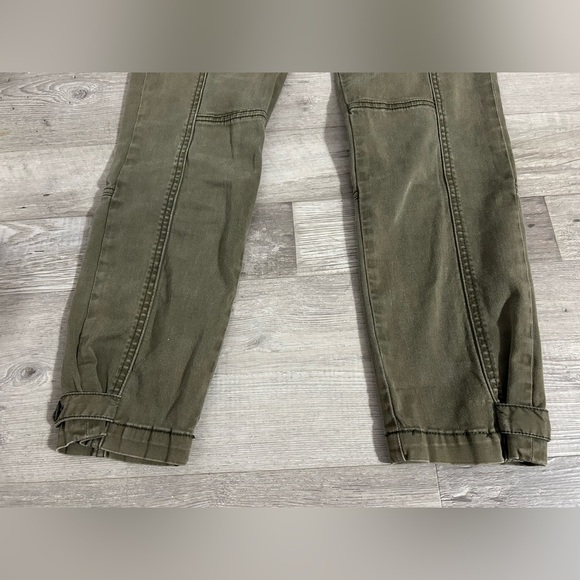 Anthropologie Pilcro and the Letter press Women’s Green utility pants - Picture 6 of 11